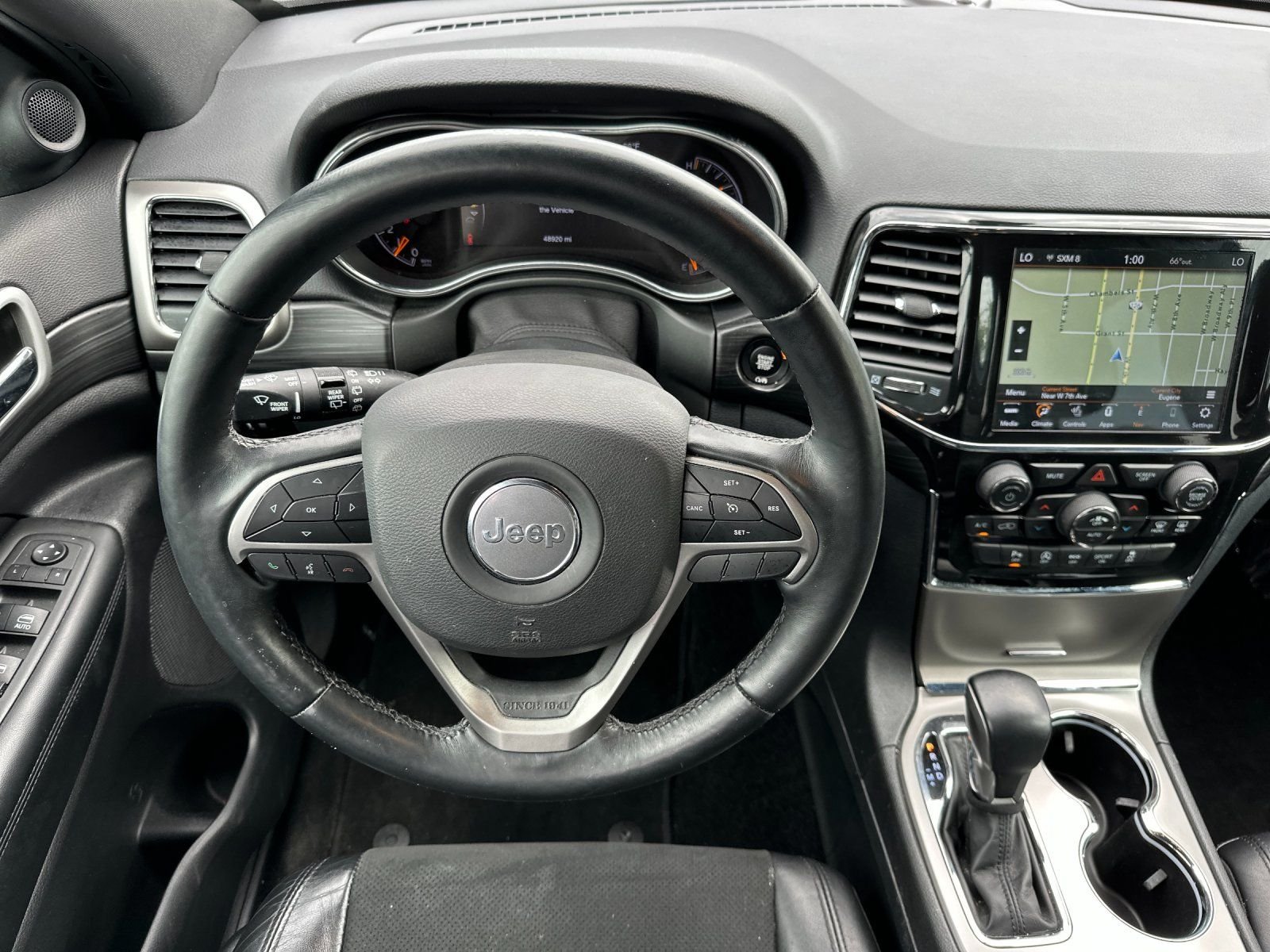 Used 2022 White Jeep Laredo X image 13