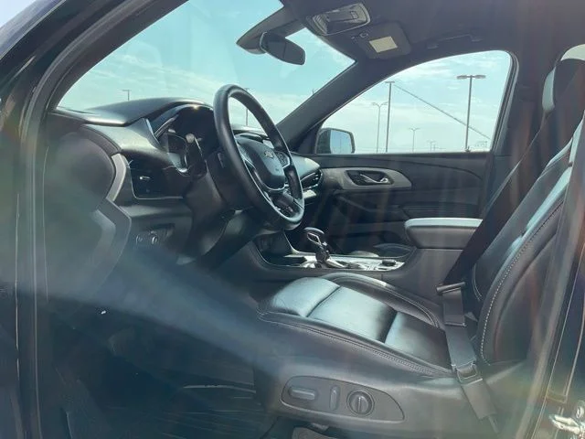 Used 2023 Black Chevrolet LT Leather image 3