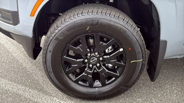 2026 Nissan Frontier SV - Photo 9
