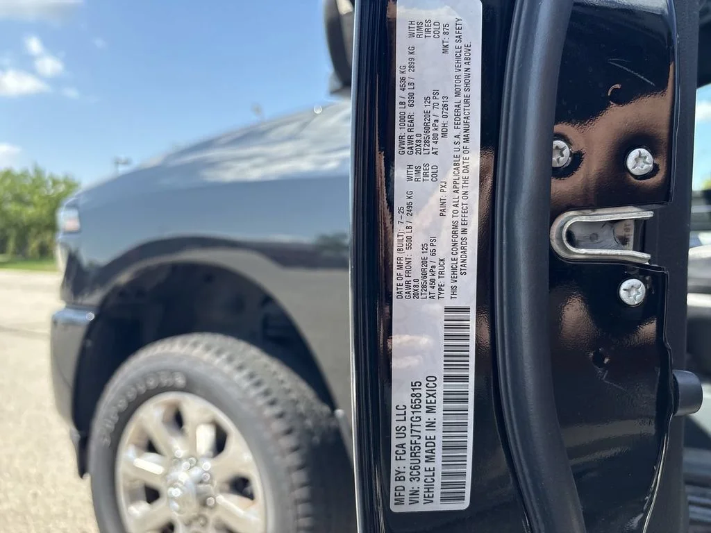 Certified Used 2026 Black Ram Laramie image 15