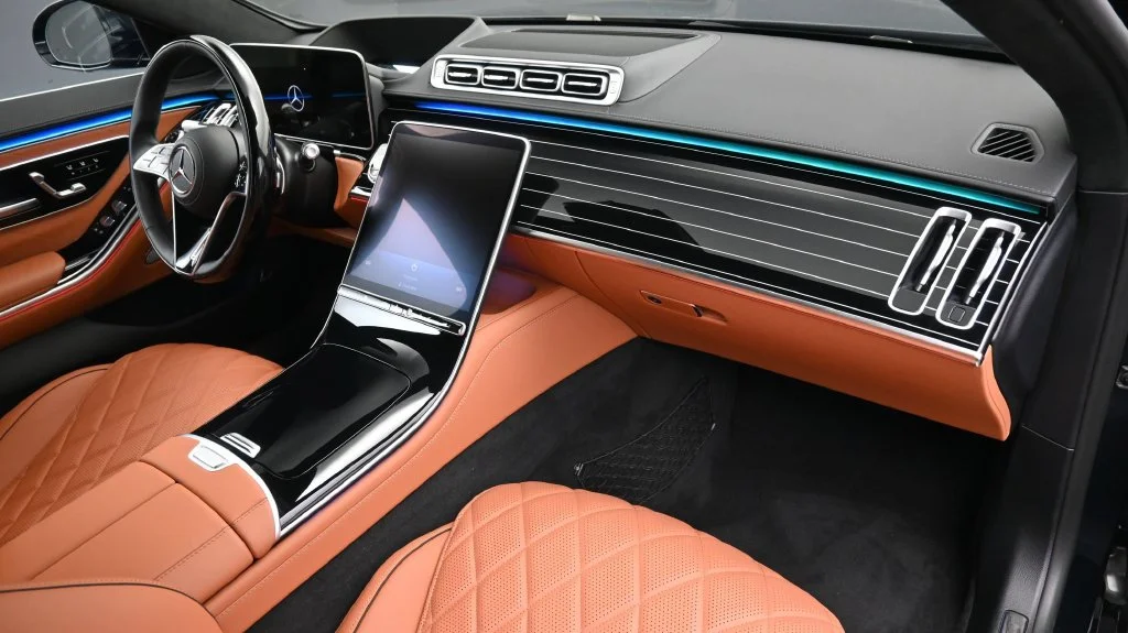 Used 2026 Black Mercedes-Benz S 580 image 12