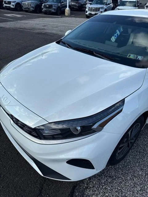 Used 2024 White Kia LXS image 5