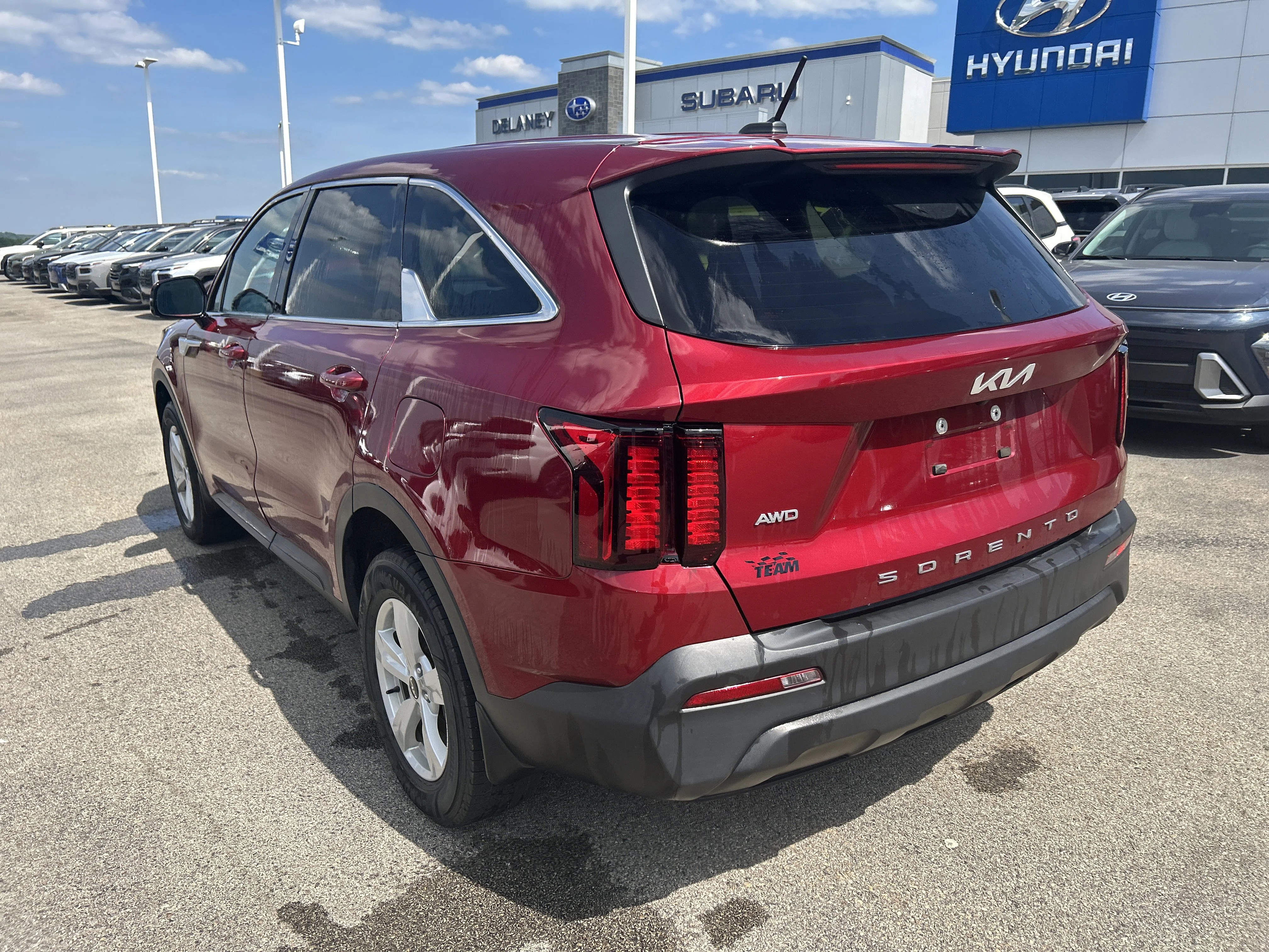 Certified Used 2022 Passion Red Tintcoat Kia LX image 7
