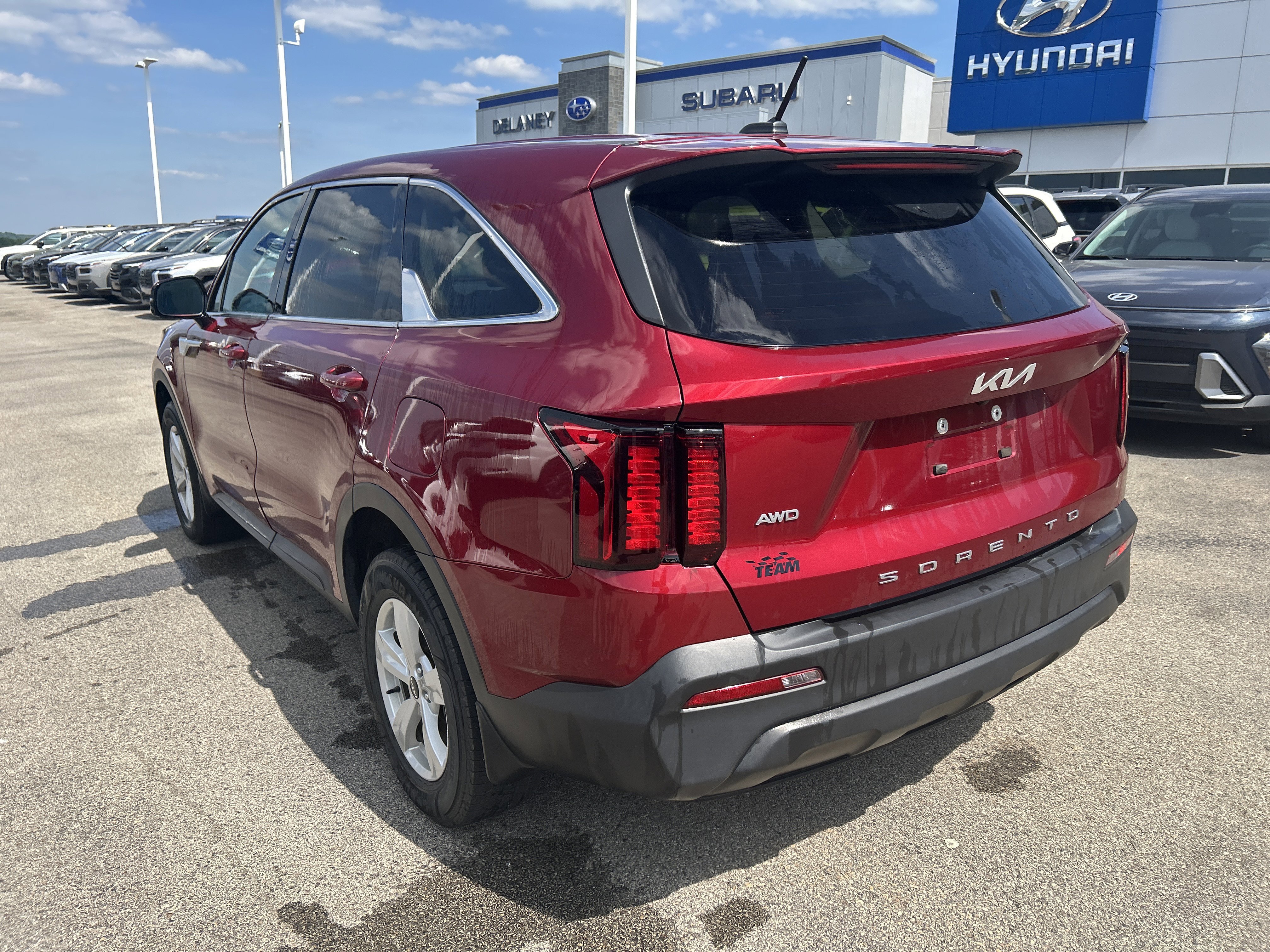 2022 Kia Sorento LX - Photo 7