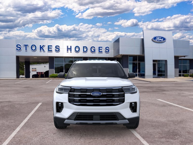 New 2026 Star White Metallic Tri-Coat Ford Active image 7