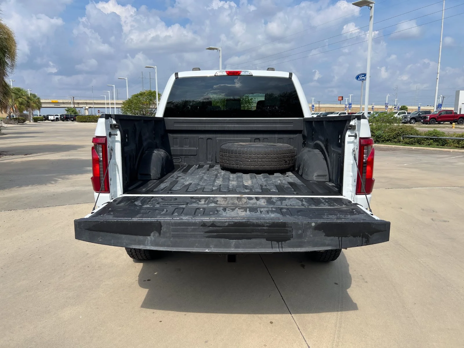 Used 2025 White Ford XLT image 4