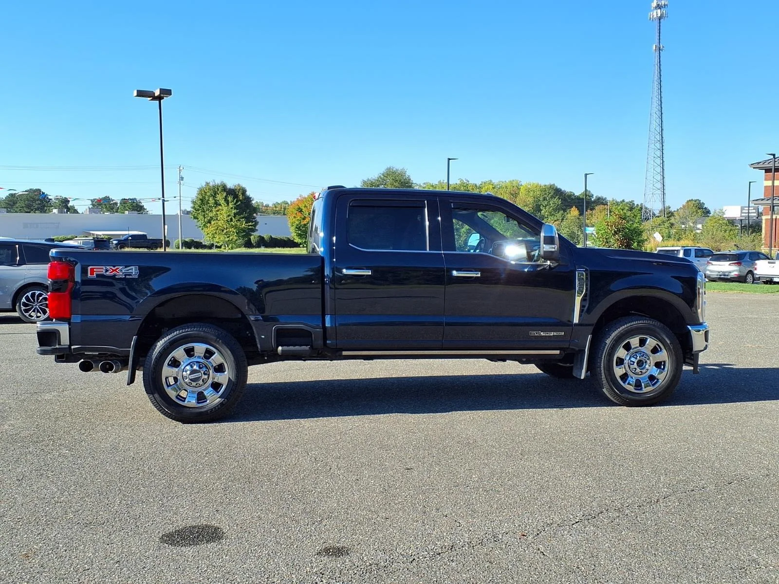 Used 2024 Antimatter Blue Metallic Ford LARIAT image 12