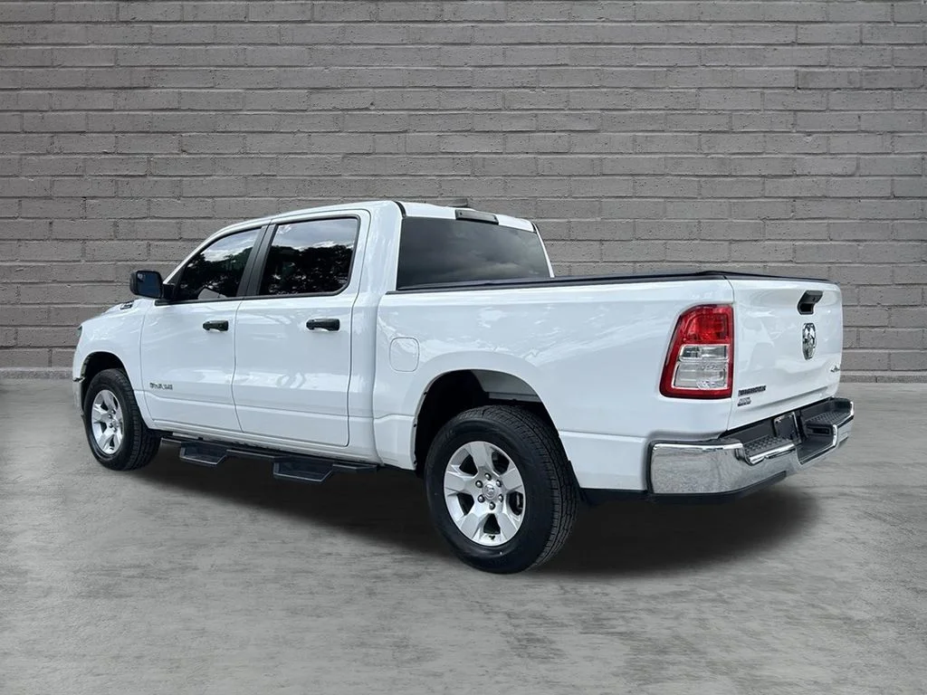 Used 2023 White Ram Big Horn/Lone Star image 8