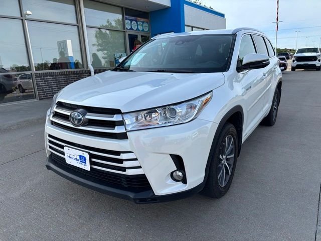 2017 Toyota Highlander XLE Hybrid 4x4's photo