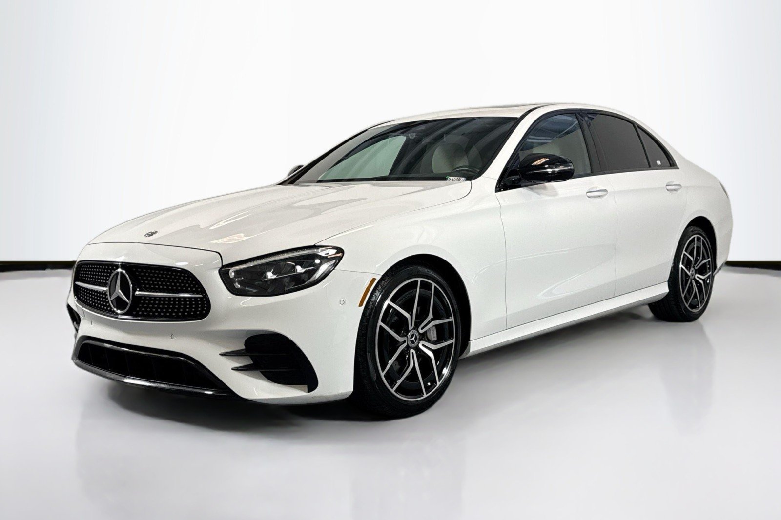 2021 Mercedes-Benz E-Class E350's photo