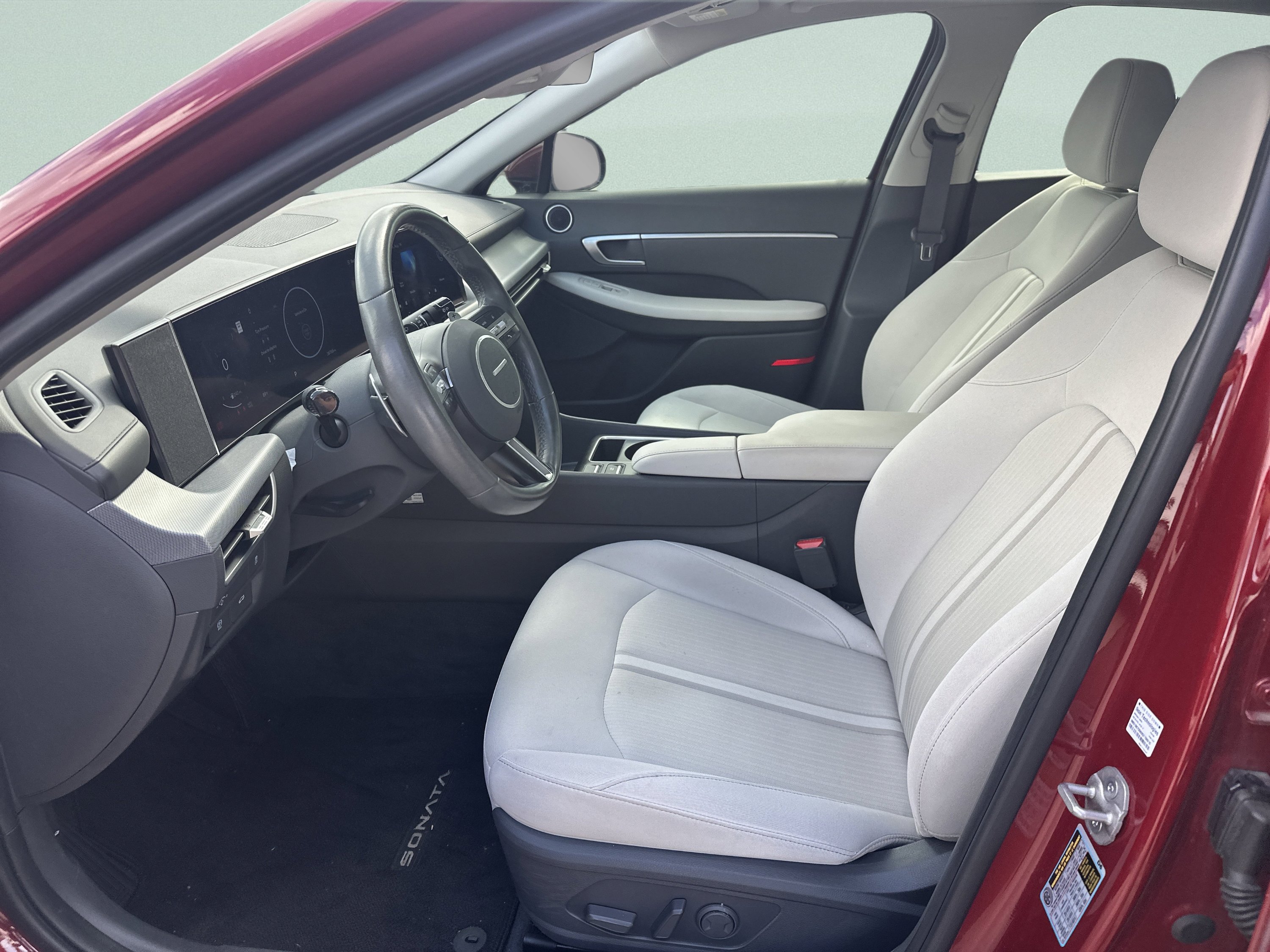 Used 2024 Ultimate red Hyundai SEL image 10