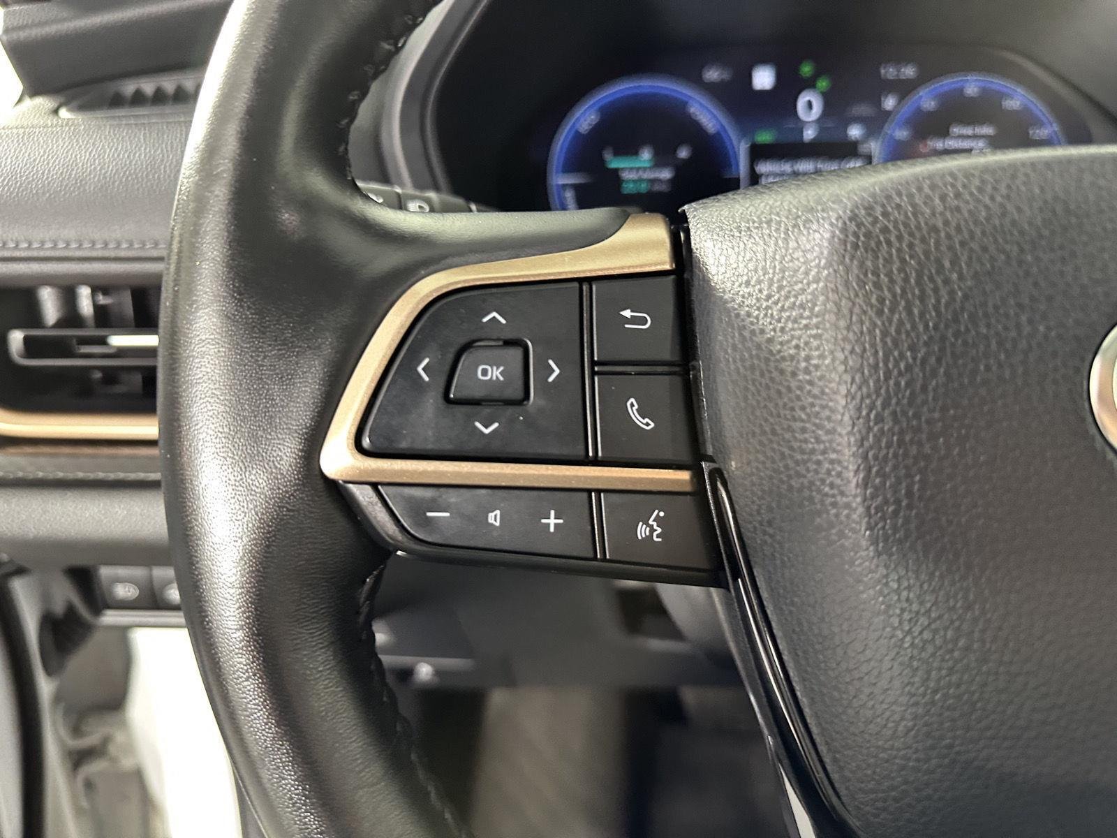 Used 2026 Wind Chill Pearl Toyota MAX Limited image 43