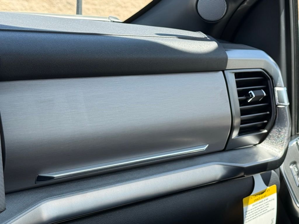 New 2026 Avalanche Ford Platinum® image 8