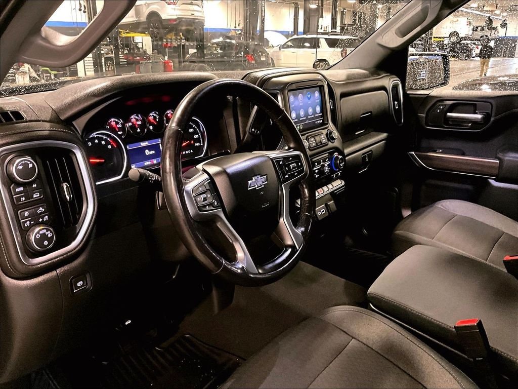 Used 2019 Blue Chevrolet RST image 8