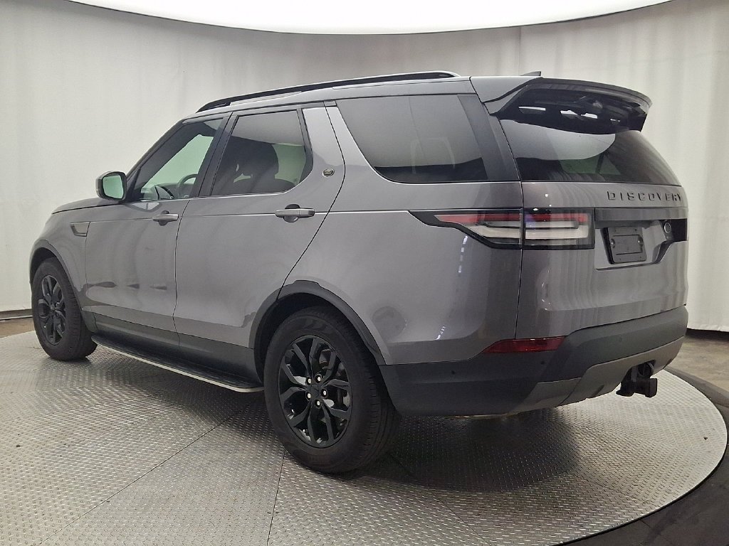 Used 2020  Land Rover SE image 6
