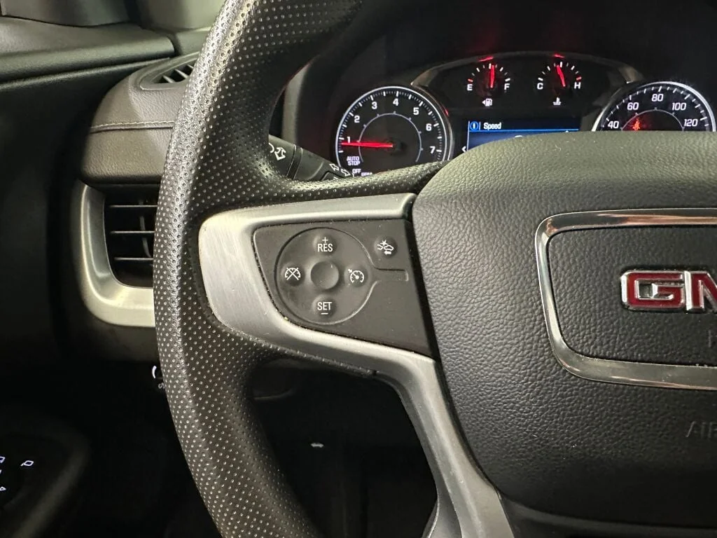 2023 GMC Terrain SLE - Photo 9