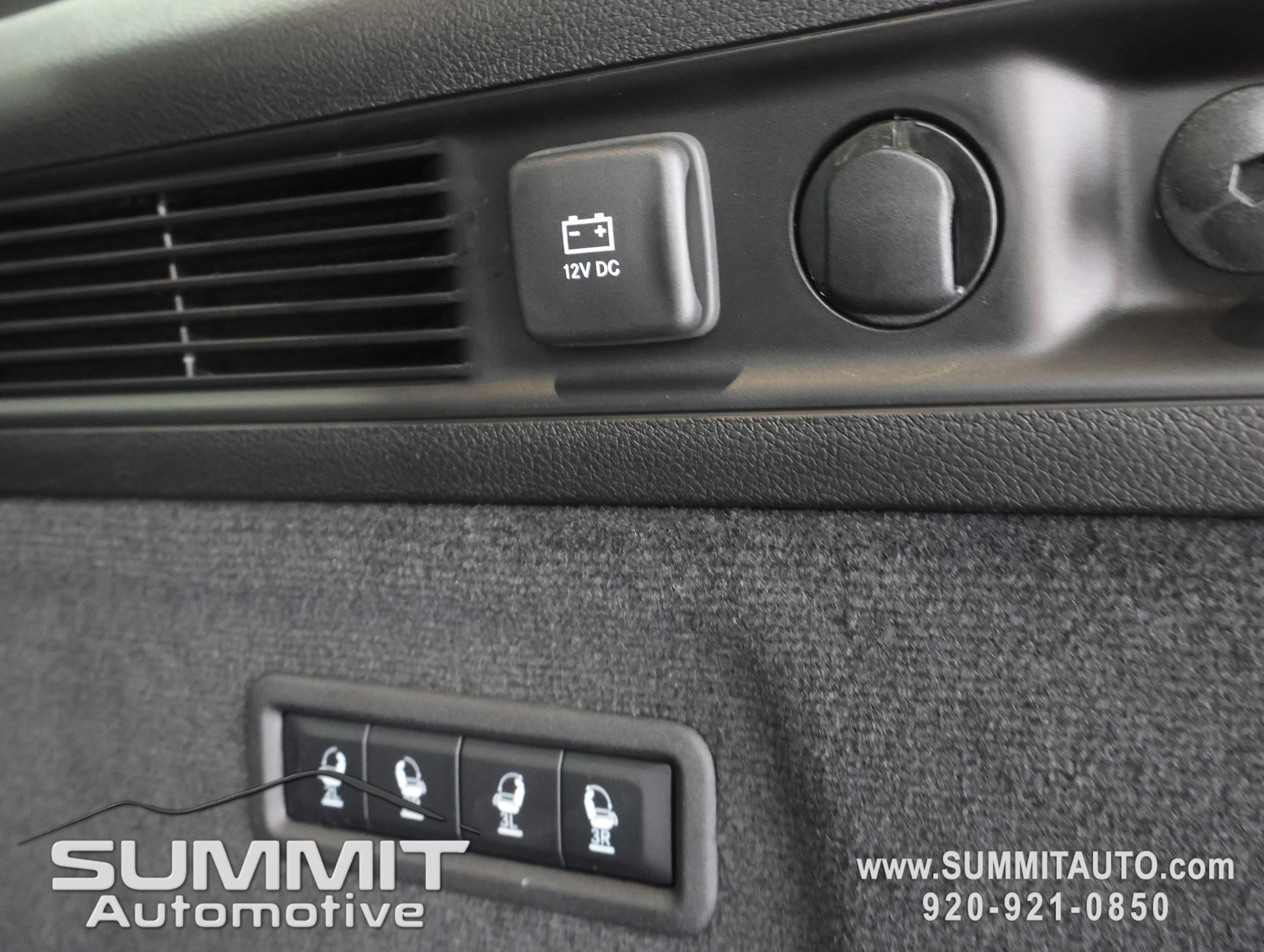 New 2026 High Gloss Black Exterior Paint Jeep Summit Obsidian image 34