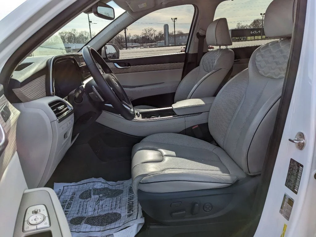 Used 2022 White Hyundai Limited AWD image 28