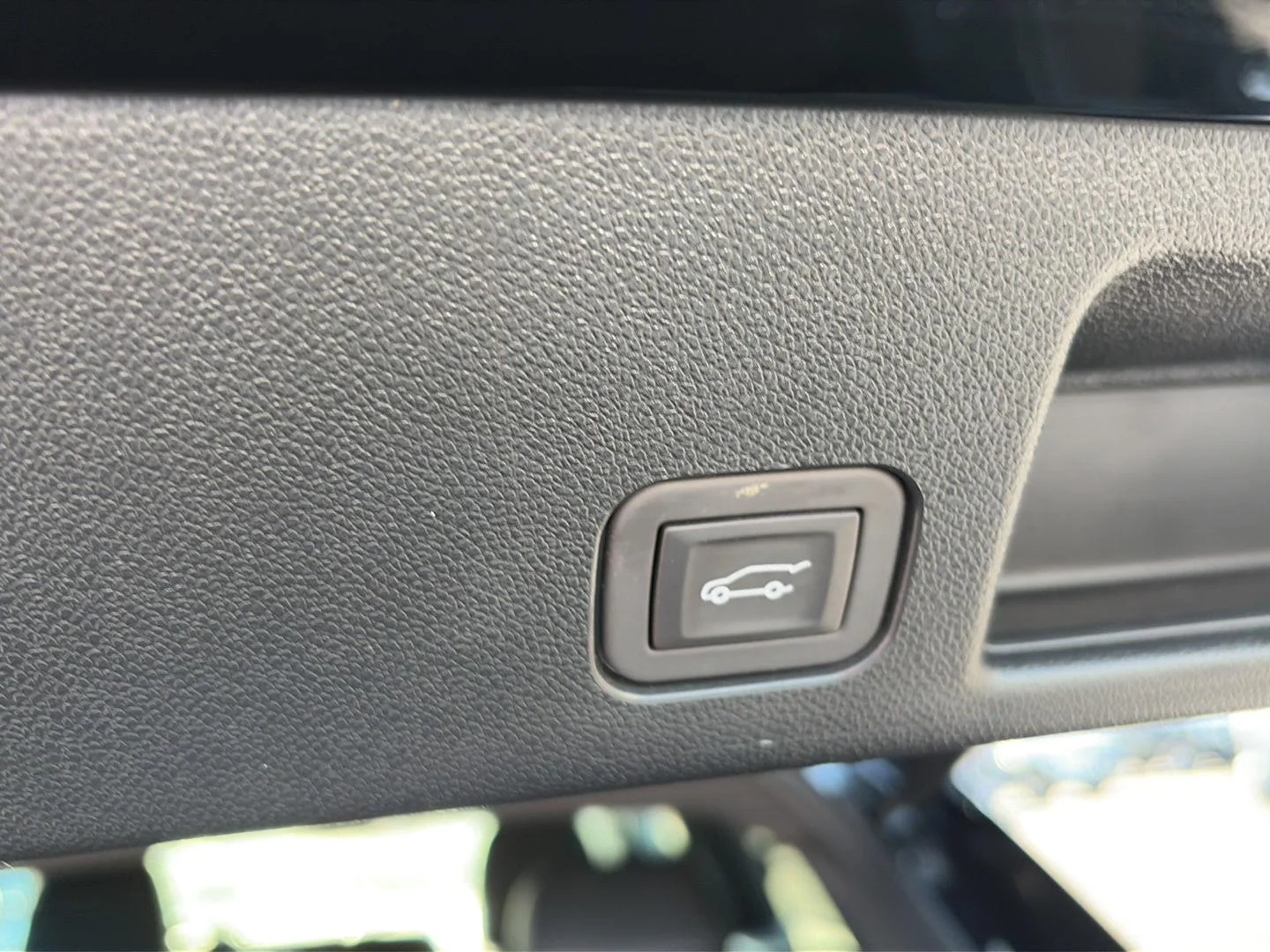 Used 2024 Black Chevrolet 3LT image 15