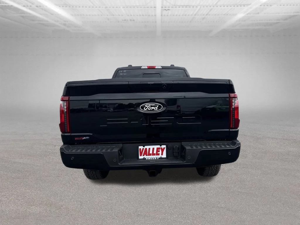 New 2026 Agate Black Metallic Ford XLT image 7