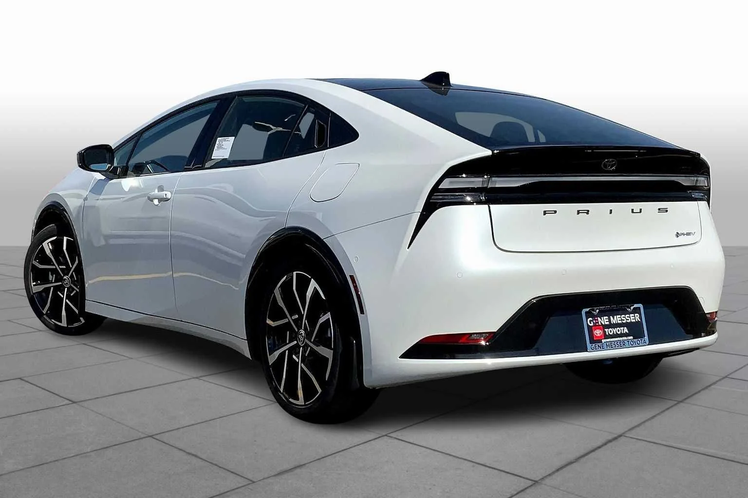 2026 Toyota Prius Plug-in Hybrid XSE Premium - Photo 12