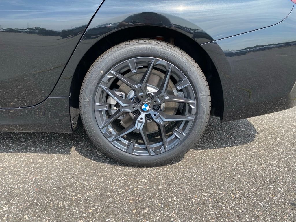 New 2026 Black Sapphire Metallic BMW 330i NA xDrive image 5