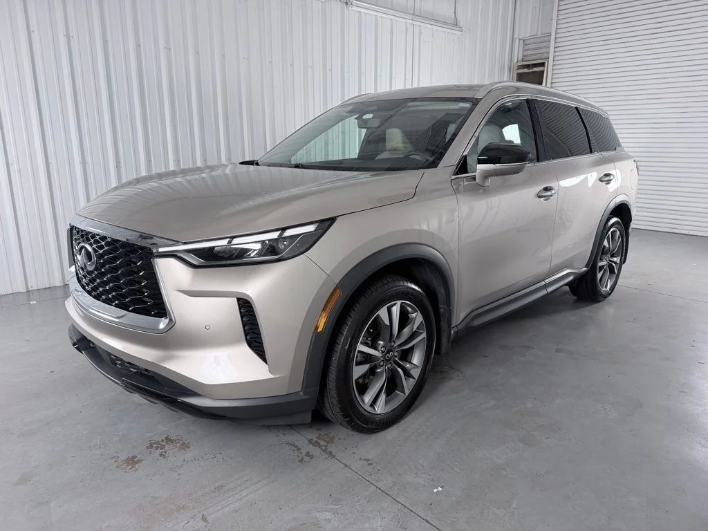 2023 INFINITI QX60 LUXE's photo