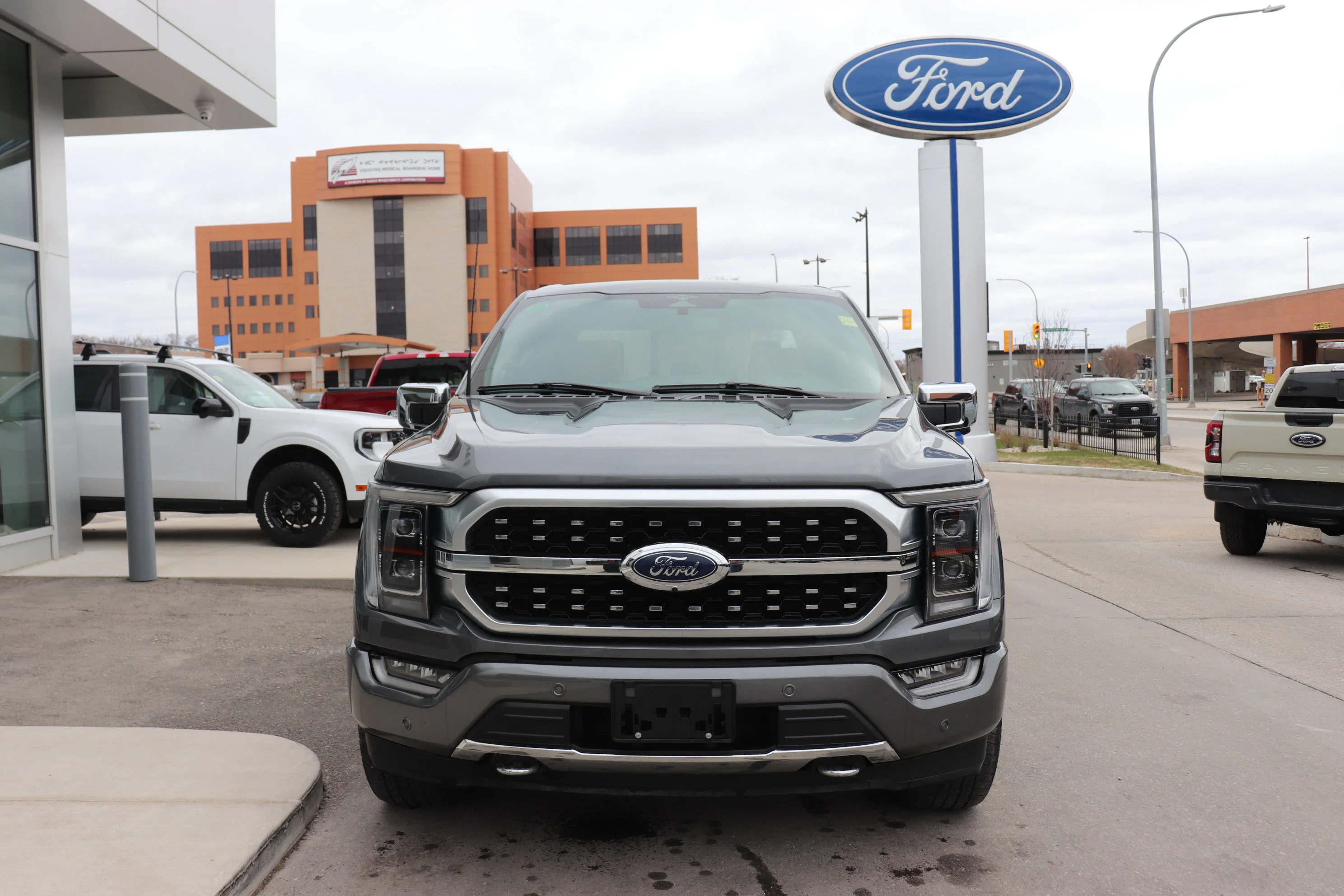 Certified Used 2023 Agate Black Metallic Ford Platinum 4WD image 2