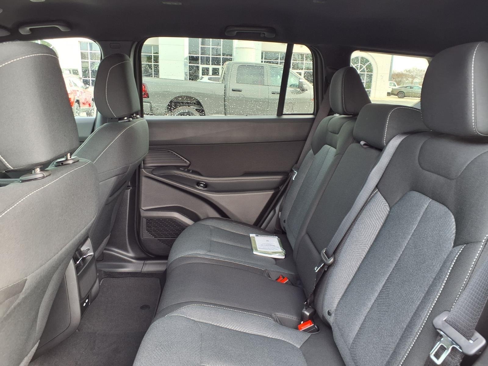 New 2026 Sting-Gray Clear-Coat Exterior Paint Jeep Laredo image 21