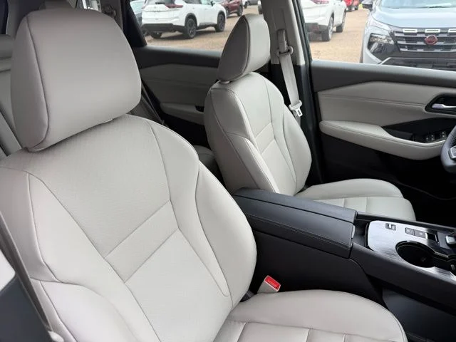 New 2026 Obsidian Green Pearl Nissan Dark Armor™ image 24