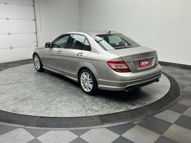 Used 2009 Beige Mercedes-Benz 3.0L Luxury image 2