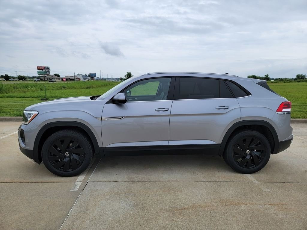 2025 Volkswagen Atlas Cross Sport SE w/Tech - Photo 23