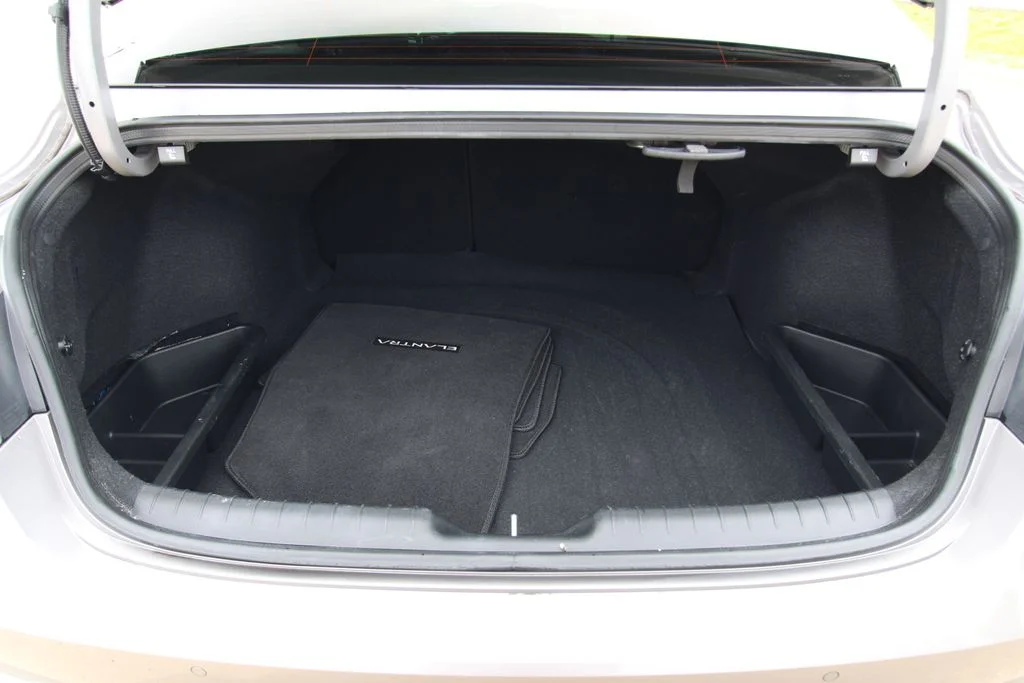 Used 2023 Silver Hyundai Limited image 14