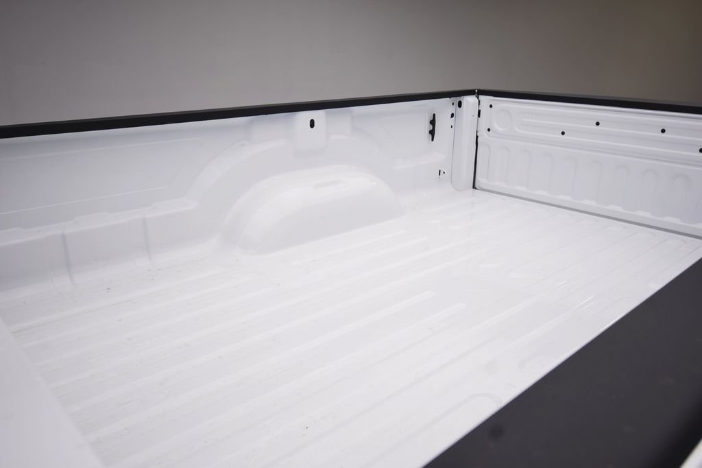 New 2026 Bright White Clear-Coat Exterior Paint RAM Tradesman image 17