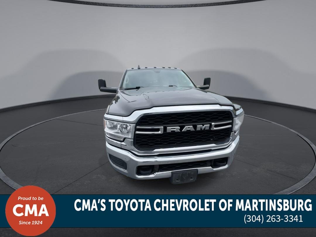 Used 2020 Granite Crystal Metallic Clearcoat Ram Tradesman image 3