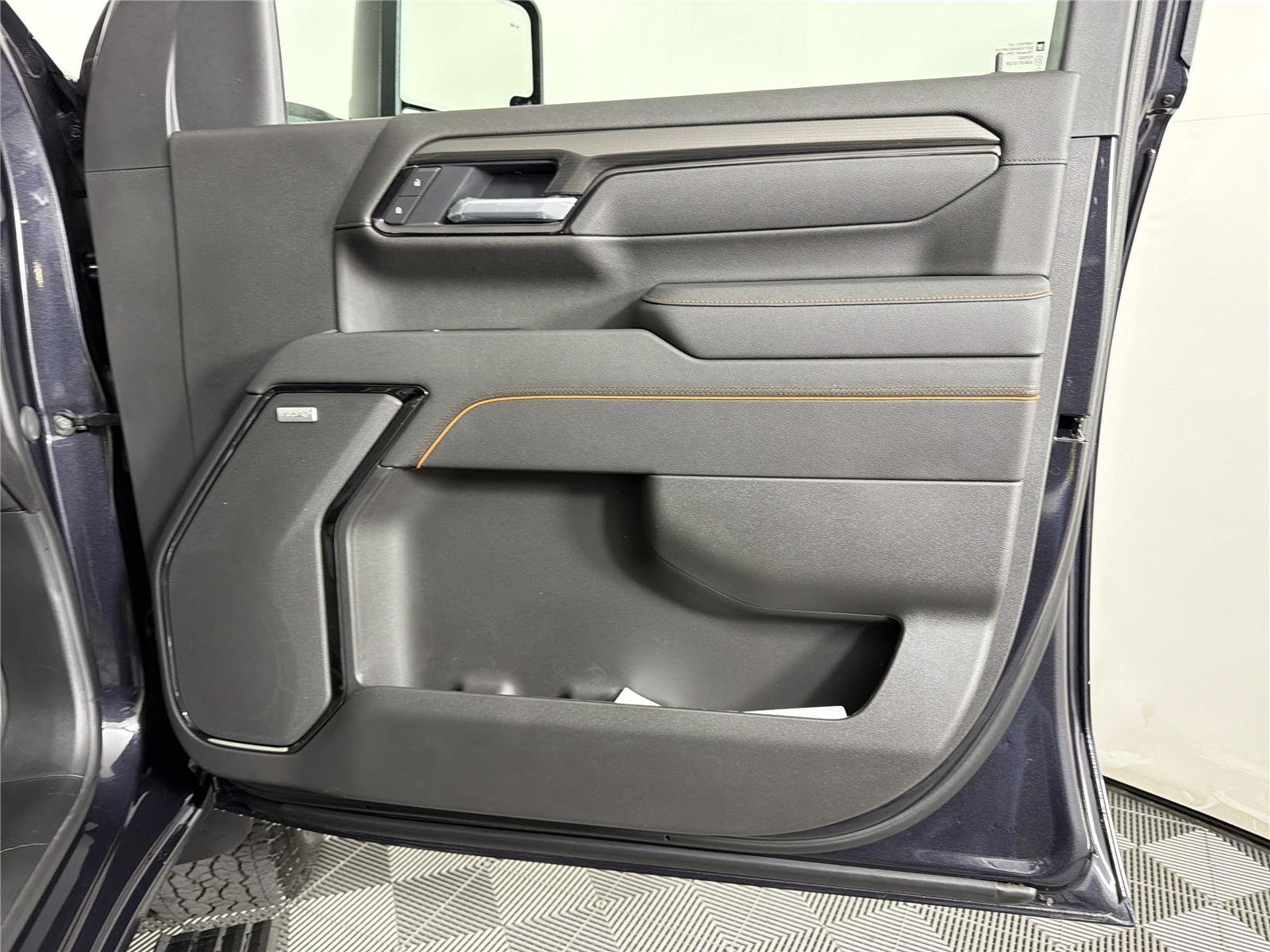 2026 GMC Sierra 2500HD AT4 - Photo 13