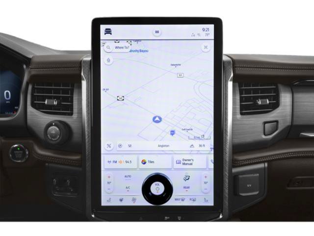 Used 2024  Ford Platinum image 16