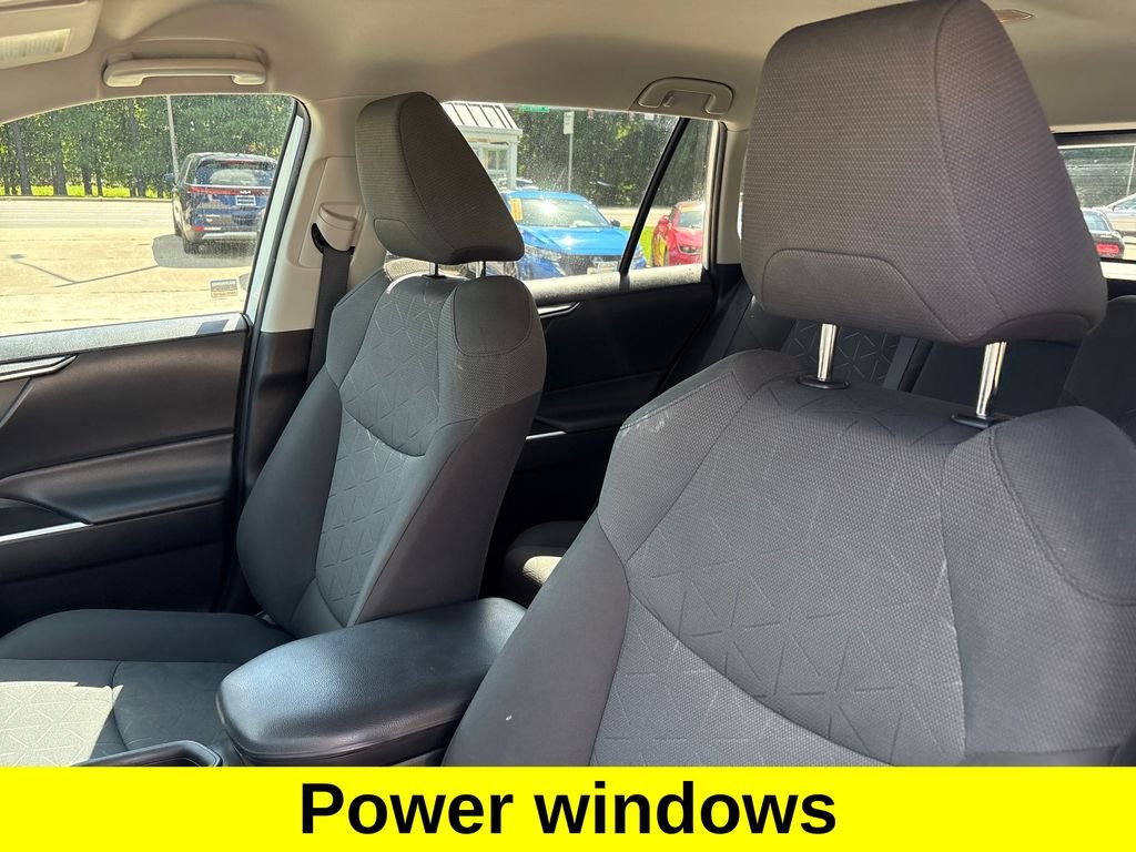 Used 2021 White Toyota XLE image 16
