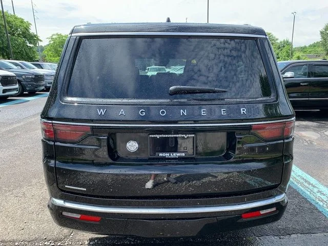 Used 2023 Black Jeep Base image 4