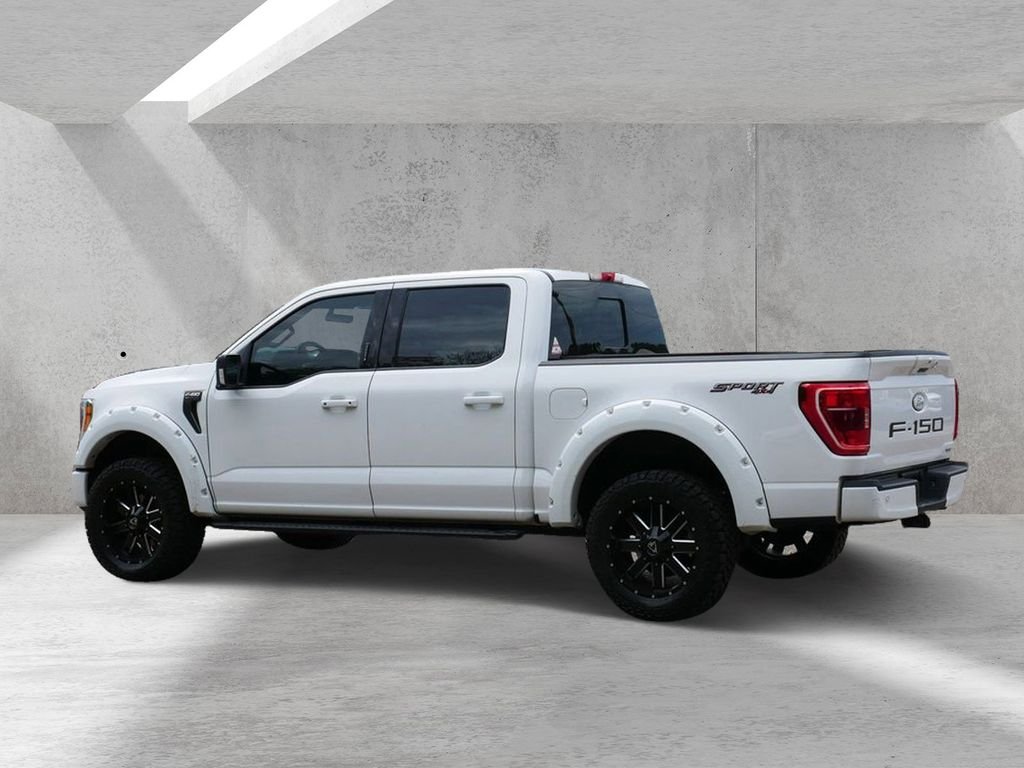 Used 2022 White Ford XLT image 4