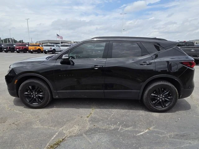 Used 2021 Black Chevrolet LT image 9