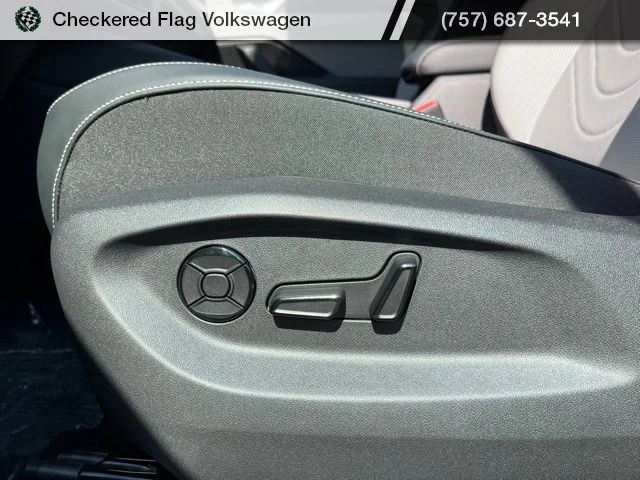 New 2026 Gray Volkswagen 2.0T SE R-Line Black image 27
