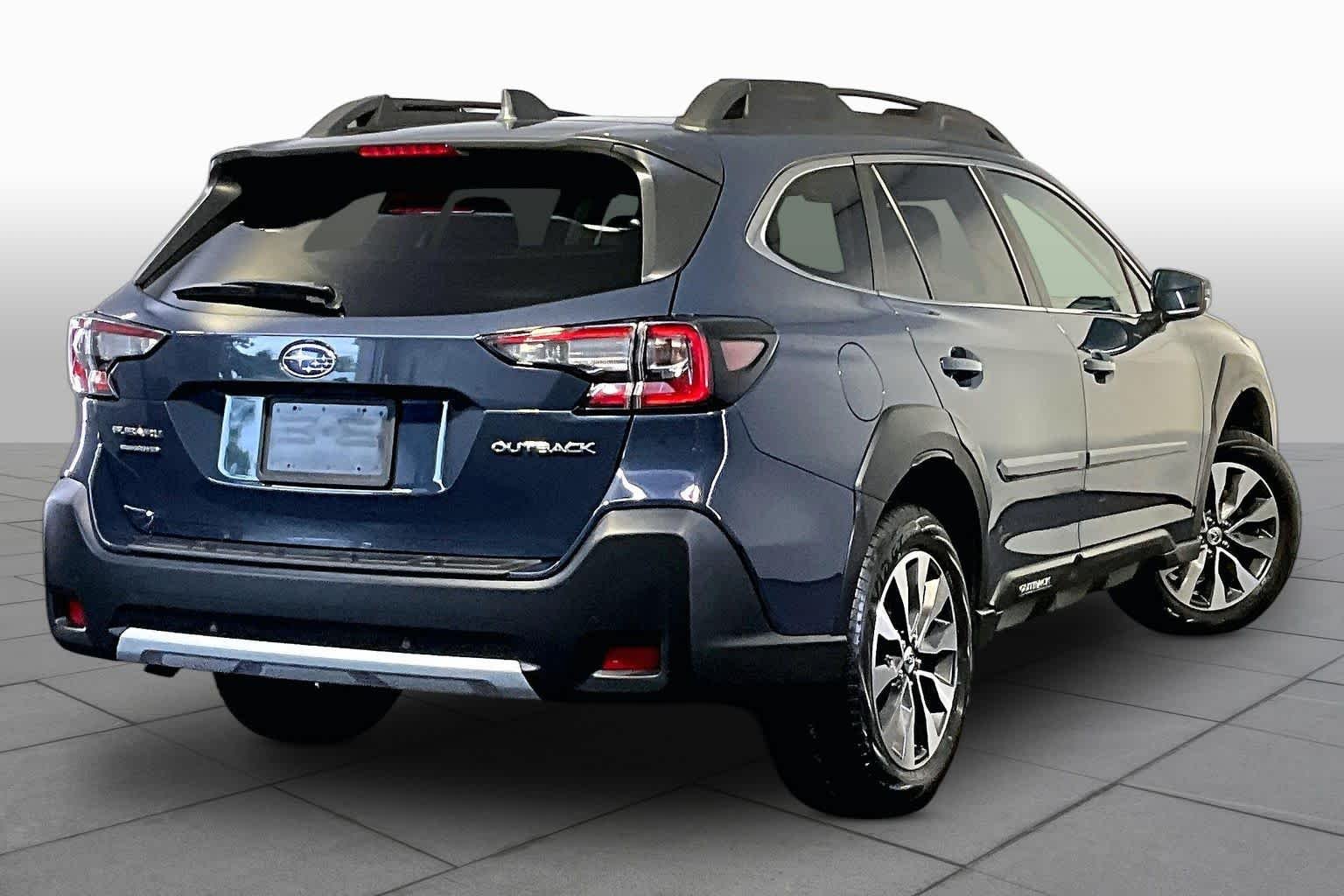 Used 2025 Cosmic Blue Pearl Subaru Limited image 12
