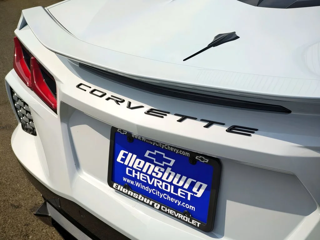 2024 Chevrolet Corvette 2LT - Photo 10