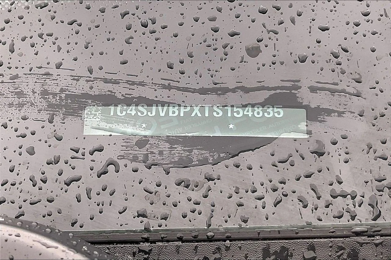 New 2026 Silver Zynith Jeep Limited Reserve image 39