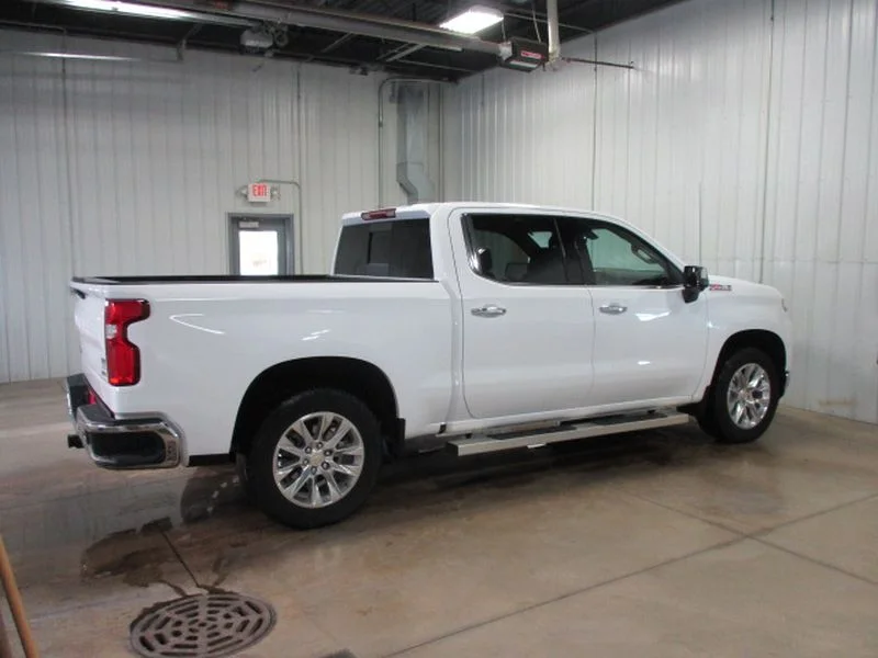 2021 Chevrolet Silverado 1500 LTZ 4X4 Crew Cab Short Box's photo