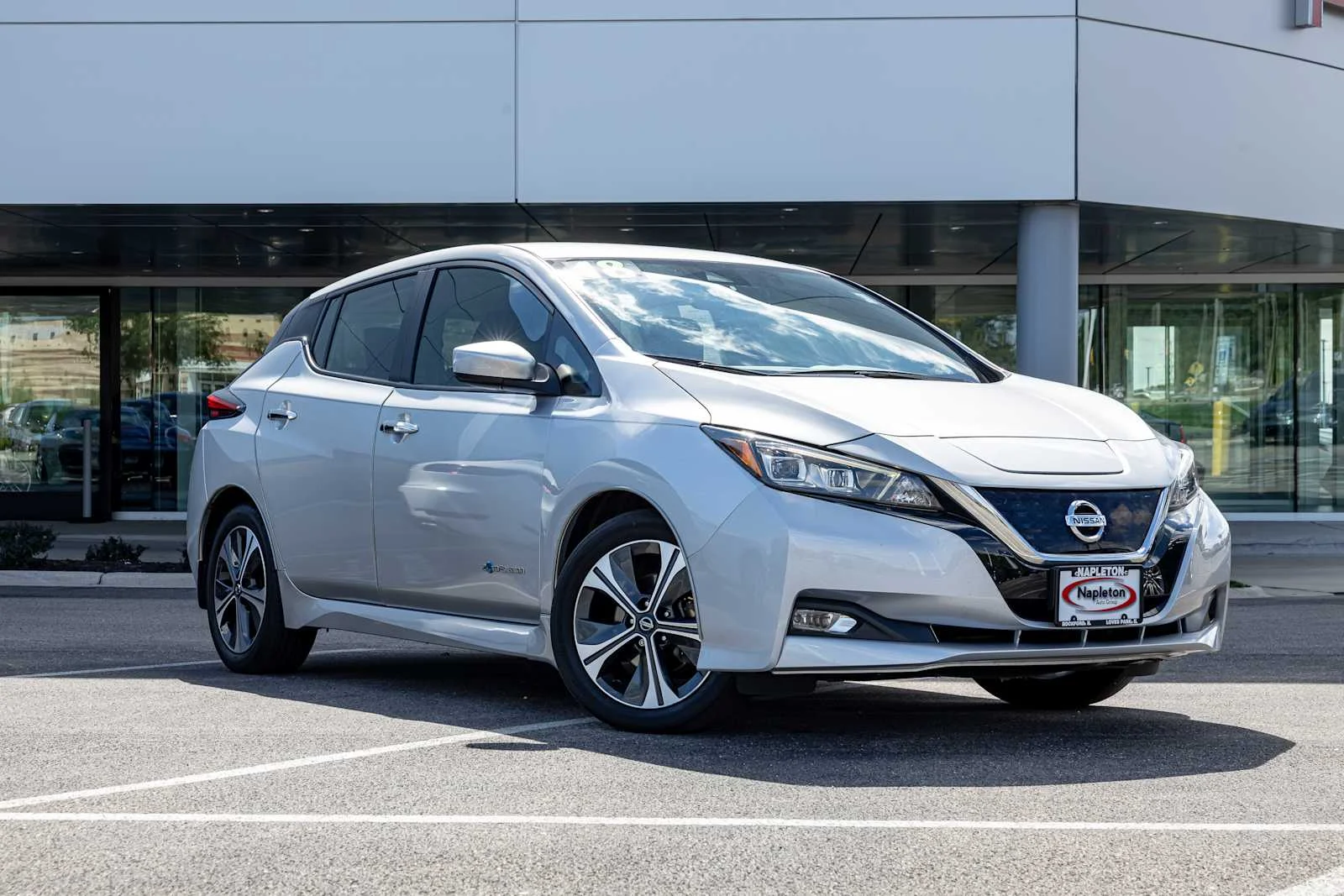 Used 2018 Silver Nissan SV image 1