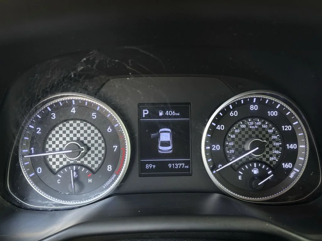Used 2020 Red Hyundai SE image 25