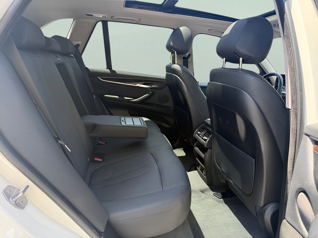 Used 2016 White BMW sDrive35i image 14
