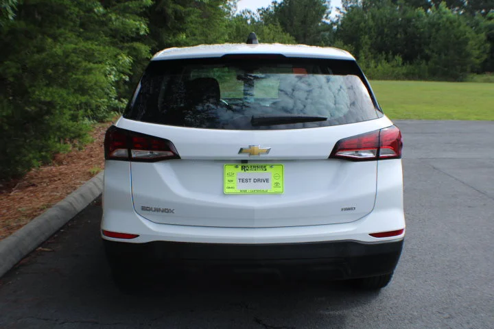 Used 2024 Summit White Chevrolet LS image 13